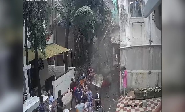 2 Killed After Portion Of Building Balcony Collapses In Mumbai