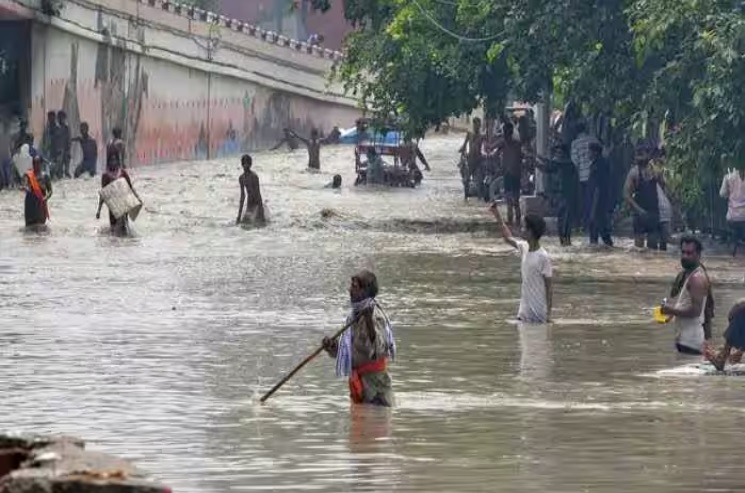 Delhi schools, colleges shut till Sunday amid flooding, Yamuna continues to rise