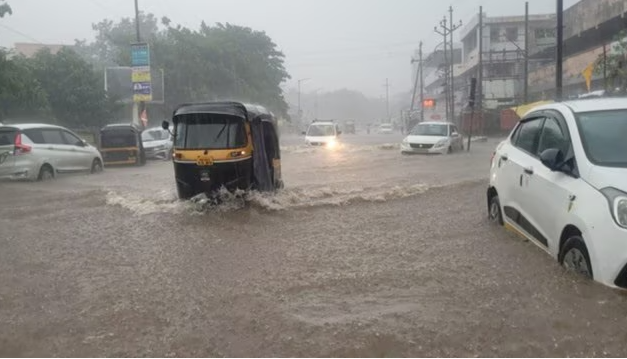 For Tuesday, the IMD has sounded a yellow alert in Mumbai as well as its neighbouring districts of Thane, Raigad and Palghar.